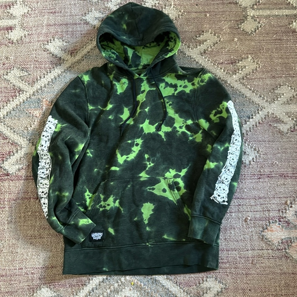 Tie dye hoodie…skull screen print down sleeves